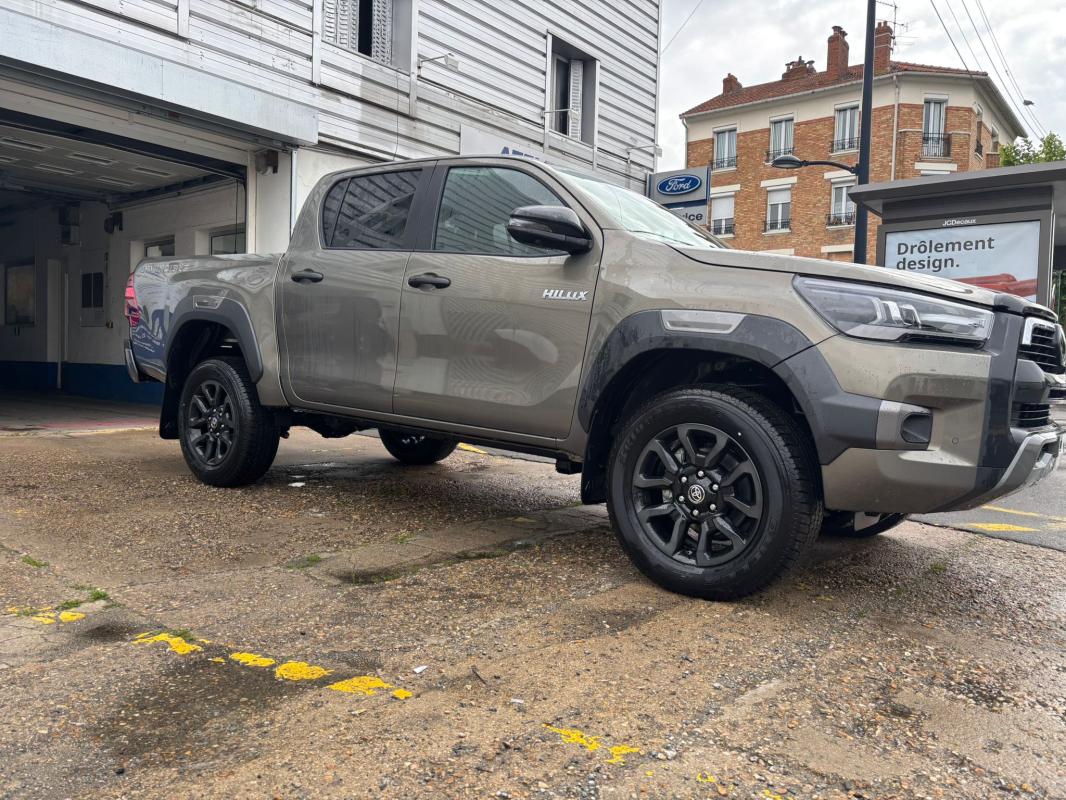 Toyota Hilux - IV 4WD 2.4 D-4D 150 DOUBLE CABINE