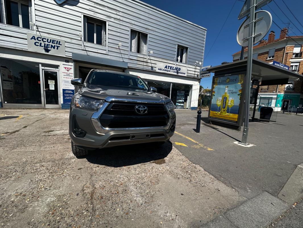 Toyota Hilux - IV 4WD 2.4 D-4D 150 DOUBLE CABINE