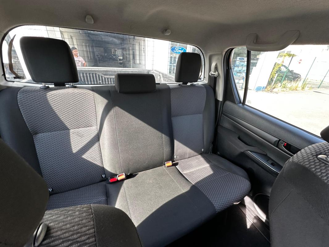 Toyota Hilux - IV 4WD 2.4 D-4D 150 DOUBLE CABINE