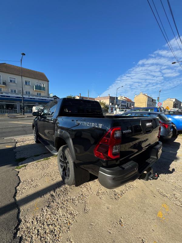 Toyota Hilux - IV 4WD 2.8 D-4D 204 DOUBLE CABINE INVINCIBLE