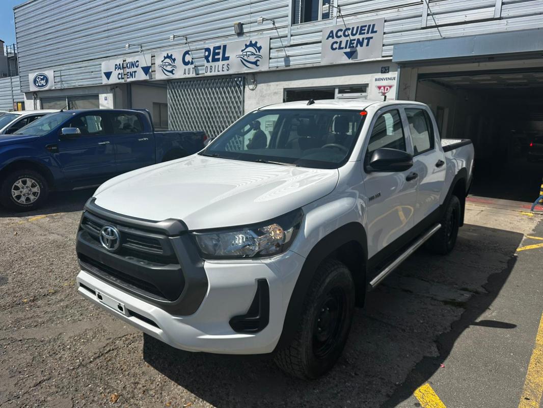 Toyota Hilux - IV 4WD 2.4 D-4D 150 DOUBLE CABINE