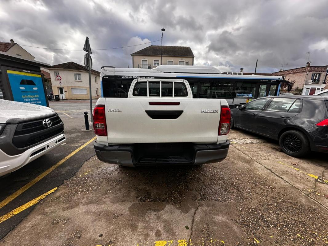 Toyota Hilux - IV 4WD 2.4 D-4D 150 DOUBLE CABINE