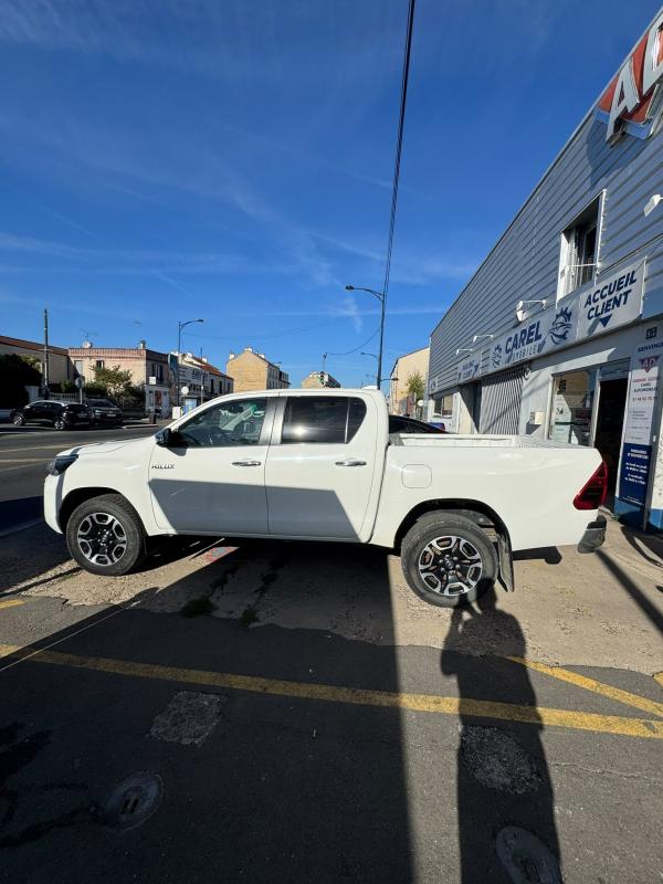 Toyota Hilux - IV 4WD 2.8 D-4D 204 DOUBLE CABINE EXECUTIF