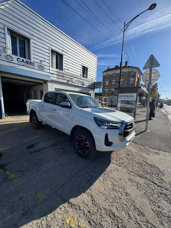 Toyota Hilux - IV 4WD 2.8 D-4D 204 DOUBLE CABINE EXECUTIF