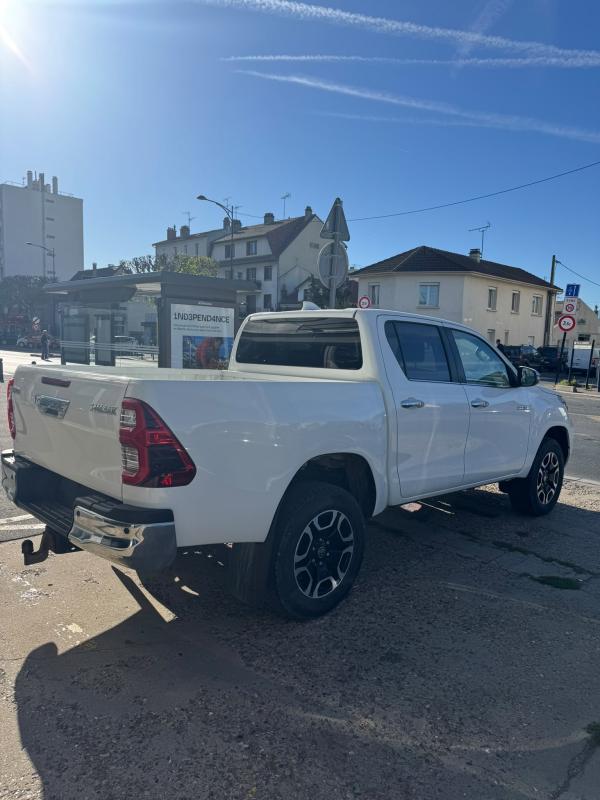 Toyota Hilux - IV 4WD 2.8 D-4D 204 DOUBLE CABINE EXECUTIF