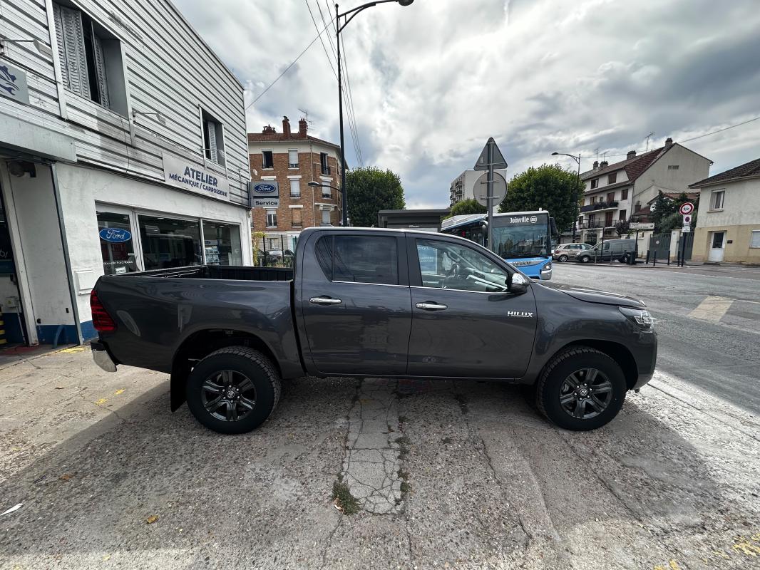 Toyota Hilux - IV 4WD 2.4 D-4D 150 DOUBLE CABINE